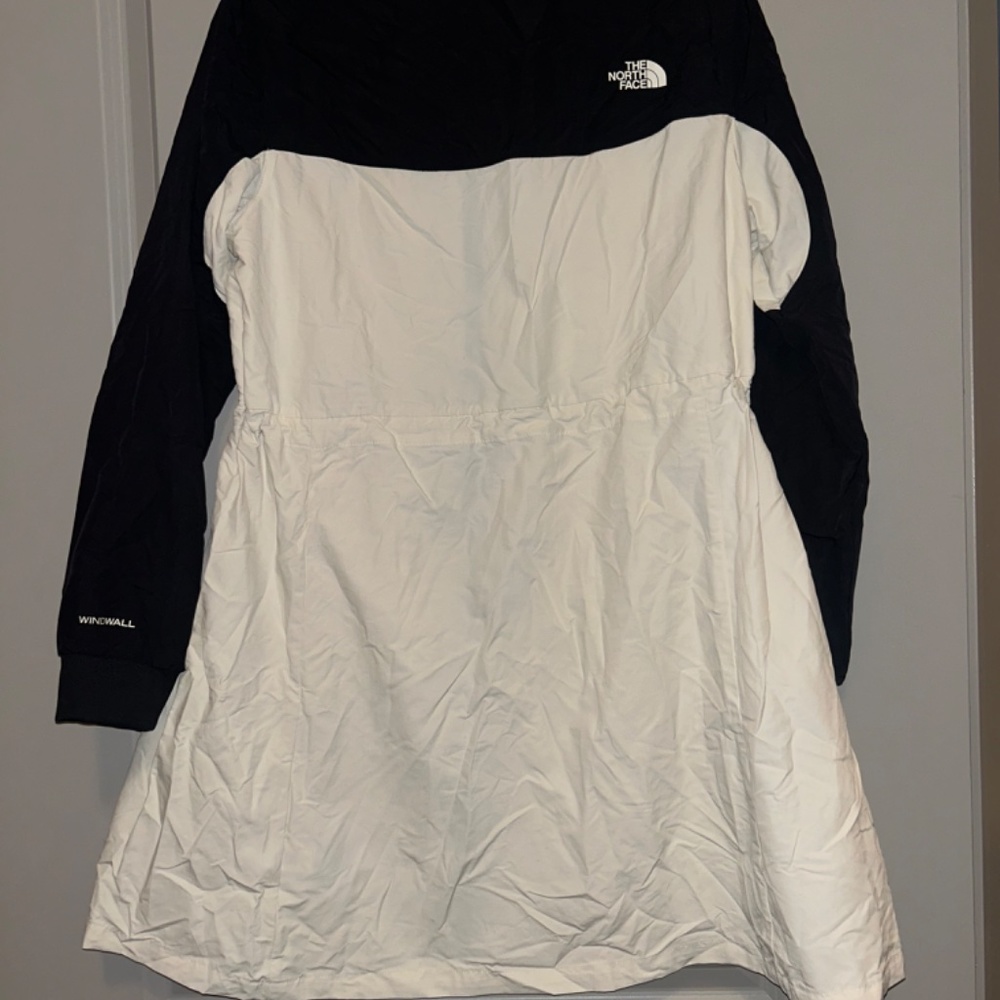 Nike jacket - Picture 2 of 3